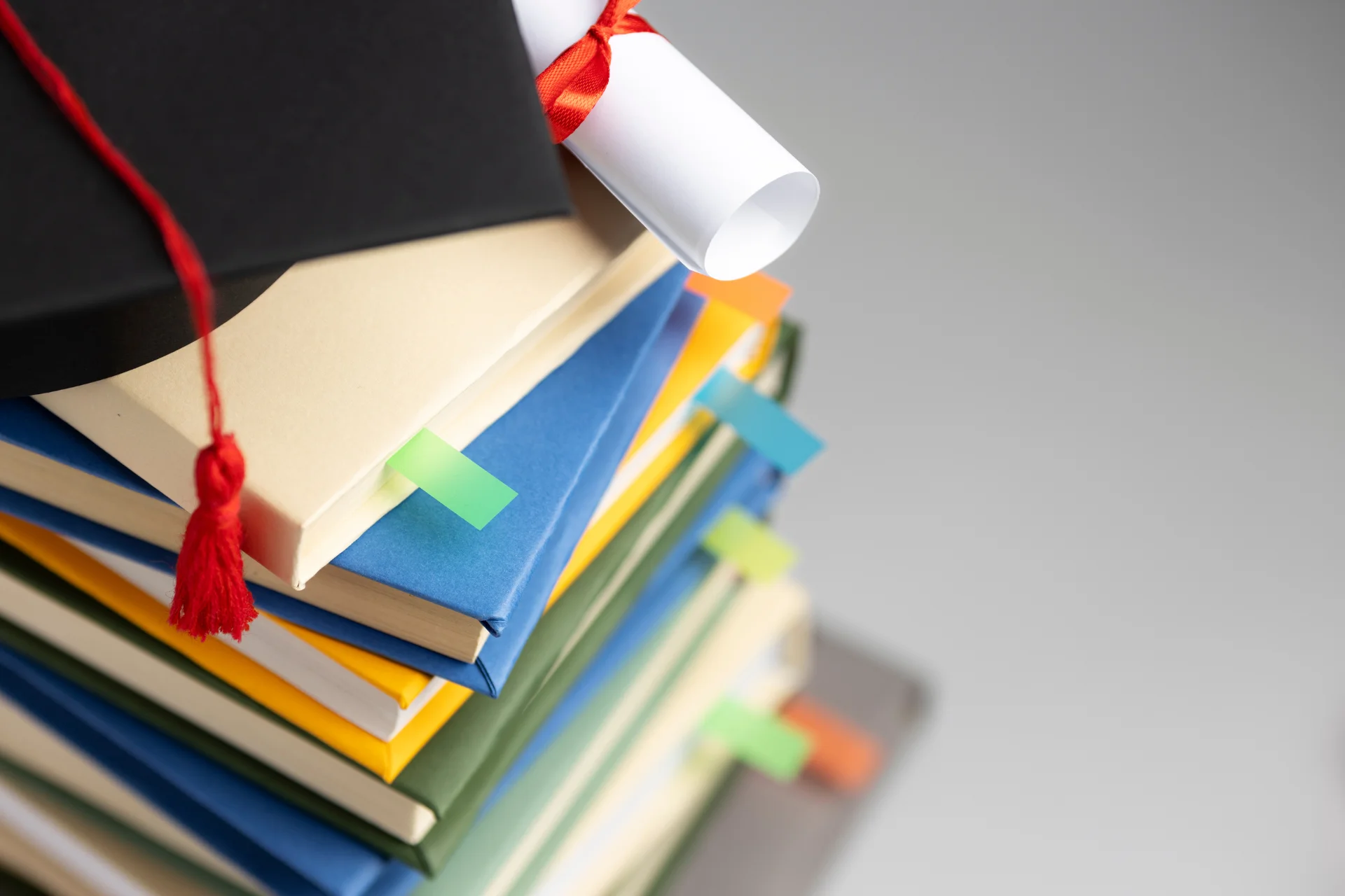 Oposiciones donde sí se pide el Bachillerato o su Equivalente